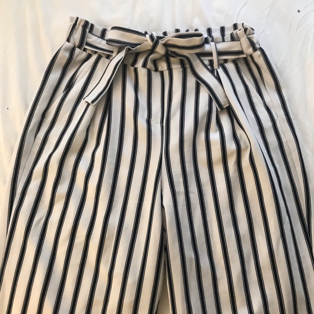 Tie Waist Pinstripe Cropped Pants